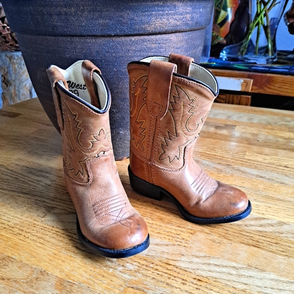 Old West Other - Old West Light Brown Cowboy Boots
